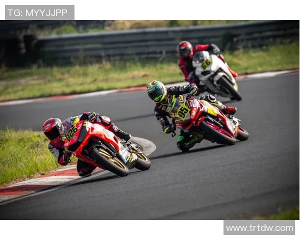 南京乒乓球队在世界锦标赛中的逆袭之路与辉煌时刻全景回顾