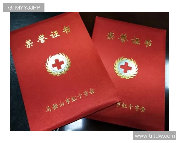 汶川地震期间足球明星慷慨解囊捐款助灾后重建的感人故事