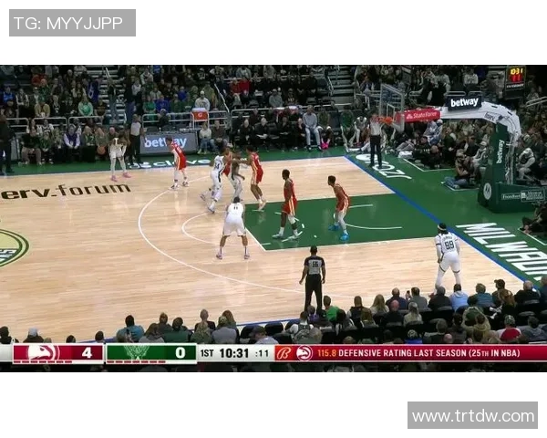 洲际杯精彩回顾成都篮球队默契配合展现团队实力与战术智慧